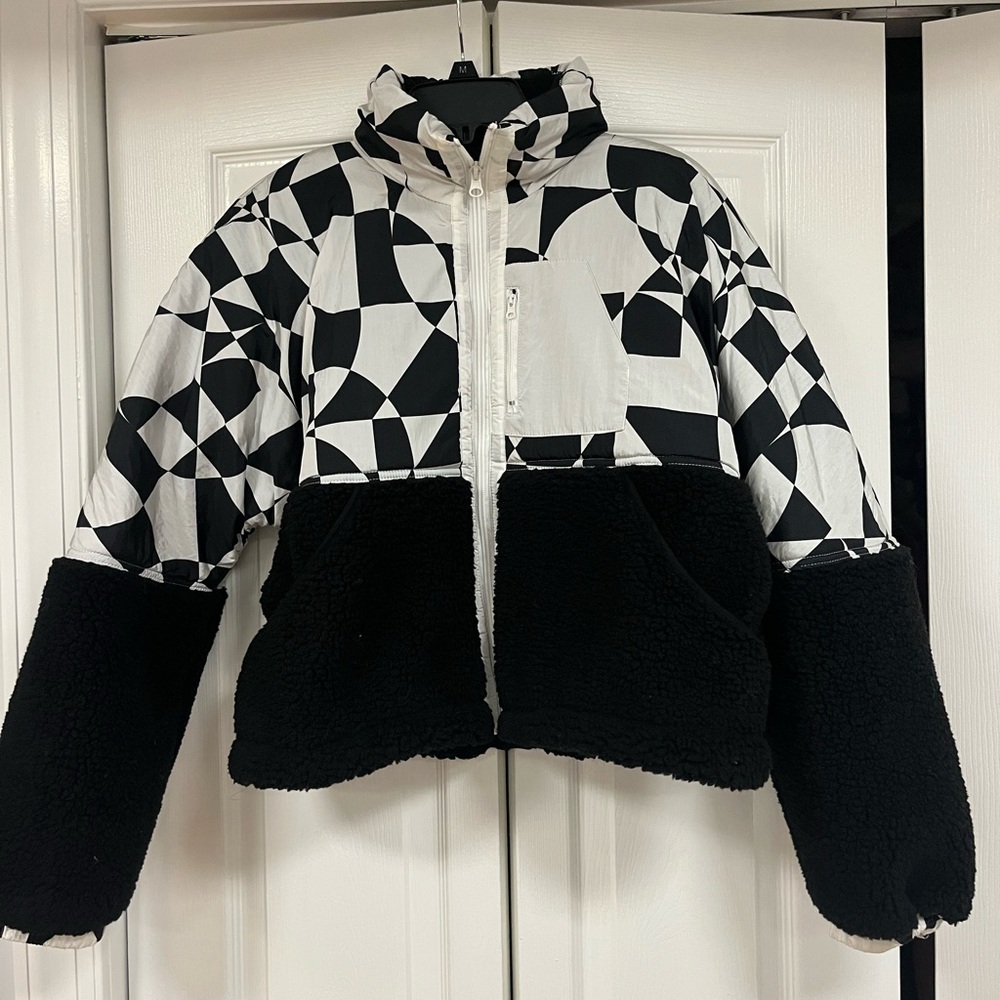 Beach Riot Black and White Geometric Jacket